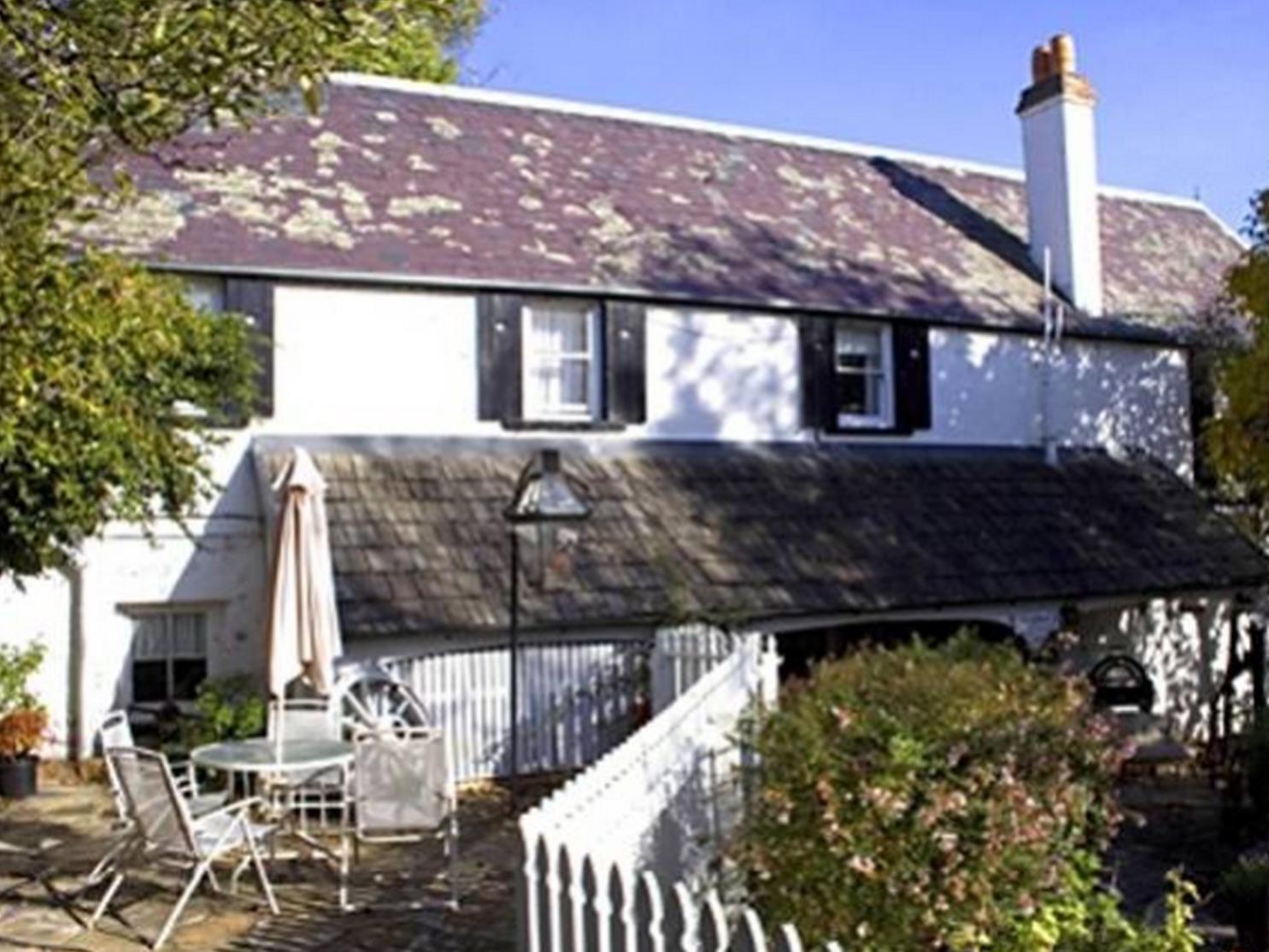 Old Colony Bed & Breakfast 4*